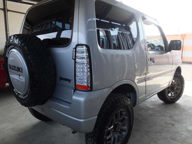 Suzuki Jimny 12