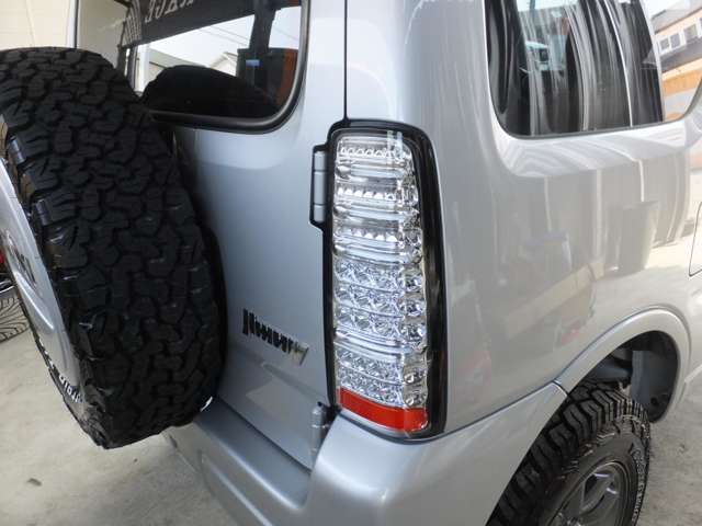 Suzuki Jimny 3