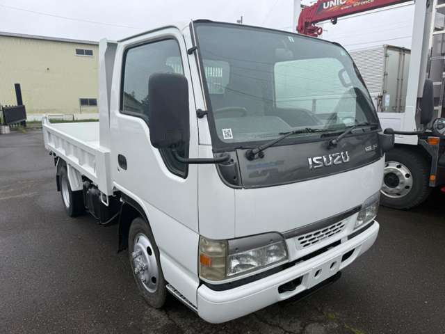Isuzu Elf 2