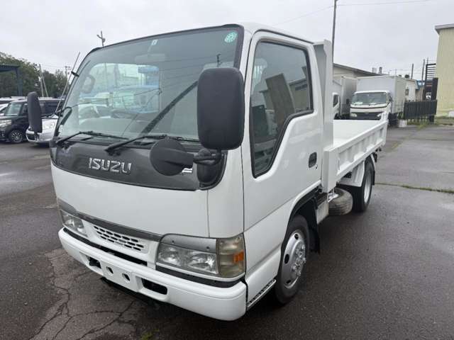 Isuzu Elf 4