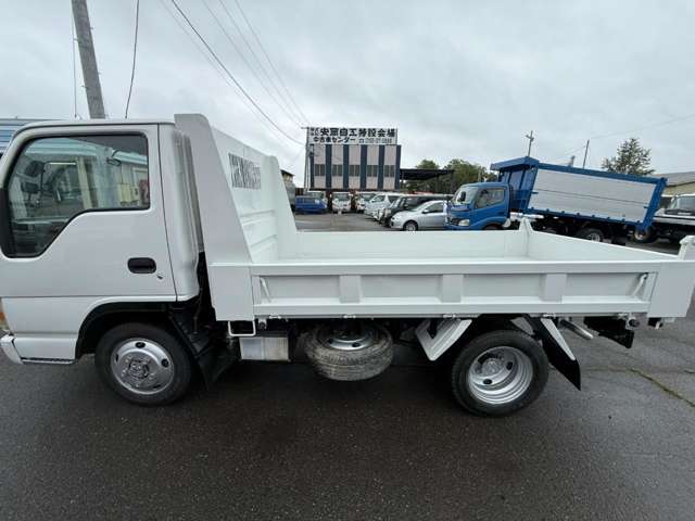 Isuzu Elf 5