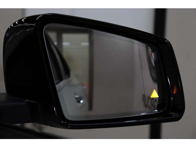 Mercedes-Benz GLA-Class 10