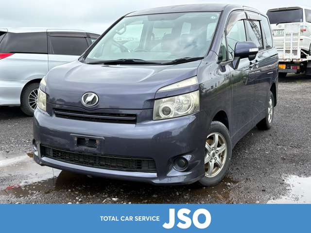 Toyota Voxy 7