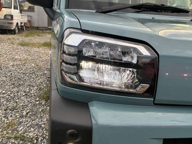 Daihatsu Taft 10