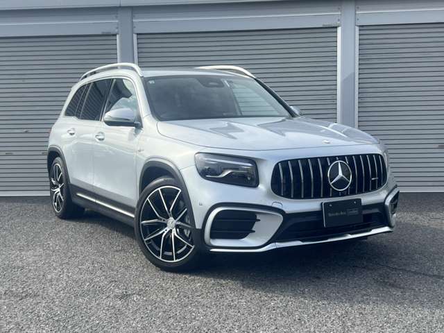 Mercedes-Benz GLB 11