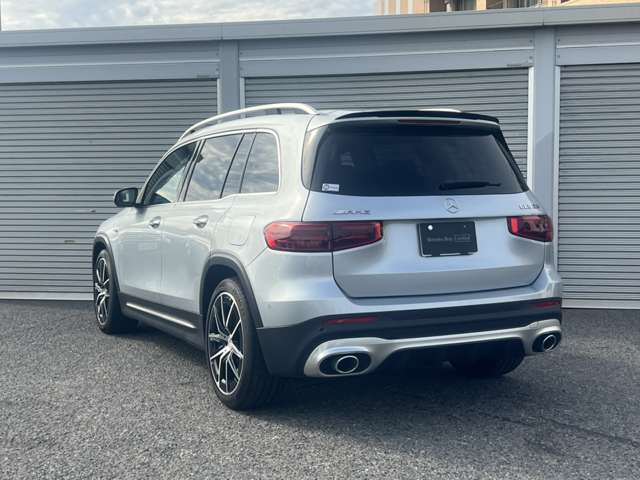 Mercedes-Benz GLB 8