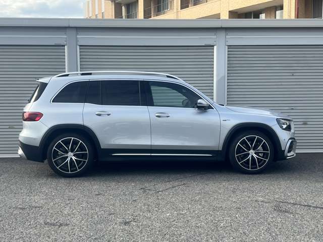 Mercedes-Benz GLB 10