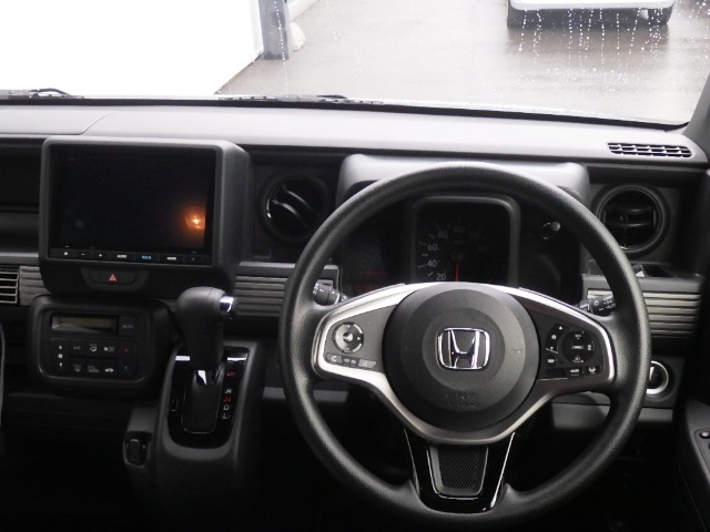 Honda N-VAN 11
