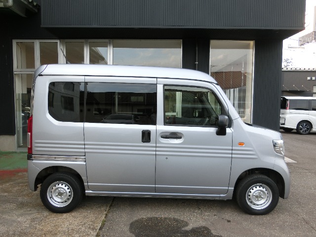 Honda N-VAN 4