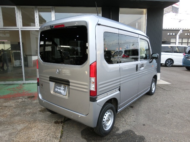 Honda N-VAN 8