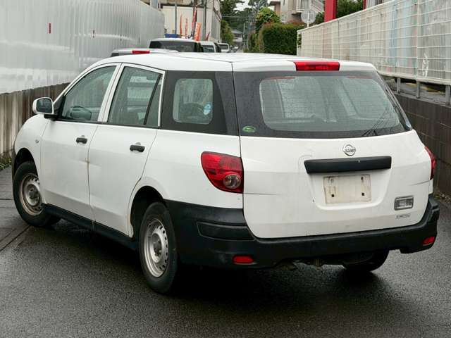 Nissan AD 3