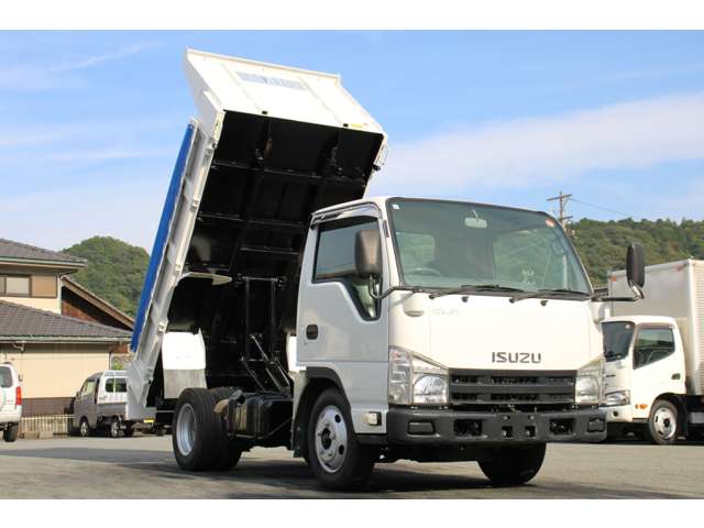 Isuzu Elf 4