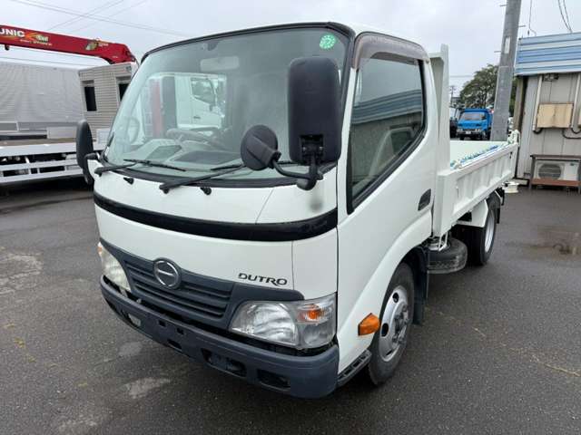 Hino Dutro 4