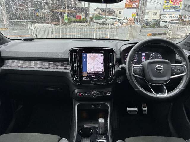 Volvo XC40 6