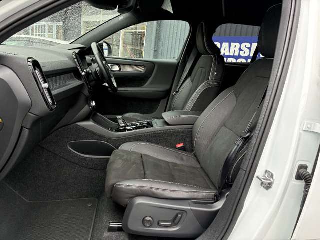 Volvo XC40 10
