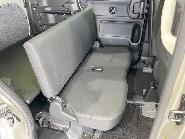 Suzuki Spacia Base 9