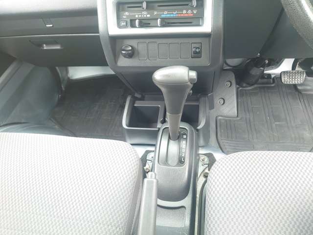 Toyota Pixis Truck 11