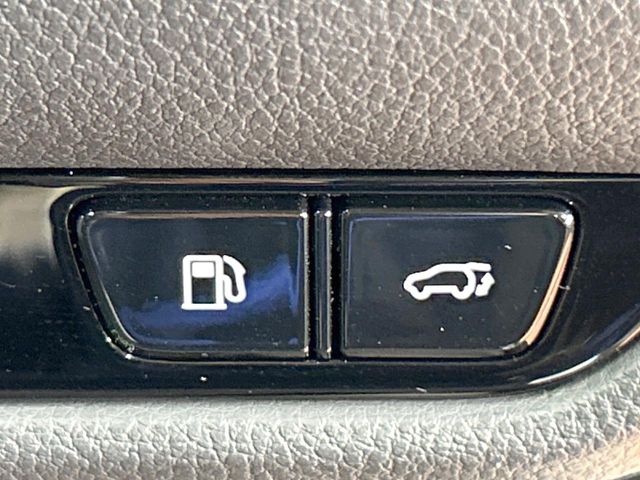 Lexus NX 7