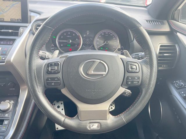 Lexus NX 12