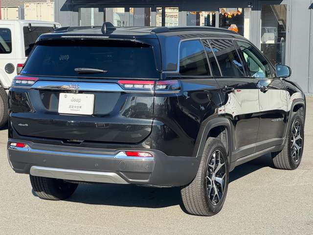 Jeep Commander 6