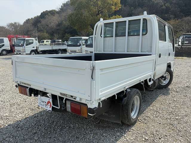 Isuzu Elf 8