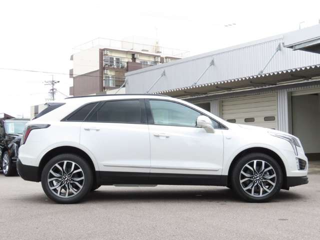 Cadillac XT5 6