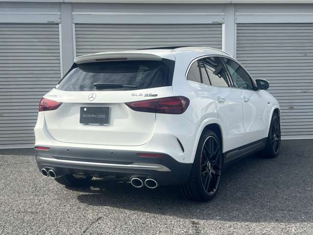 Mercedes-Benz GLA-Class 9