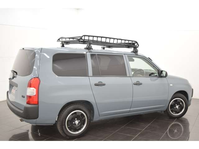 Toyota Succeed Van 9