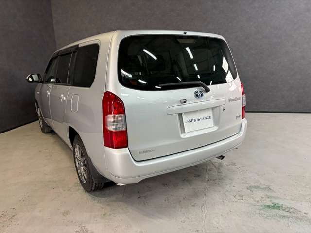 Toyota Probox Van 12