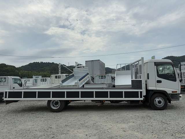 Isuzu Forward 12