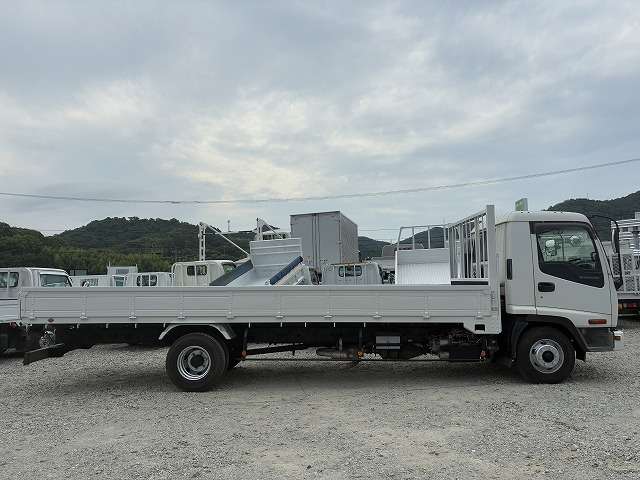 Isuzu Forward 5