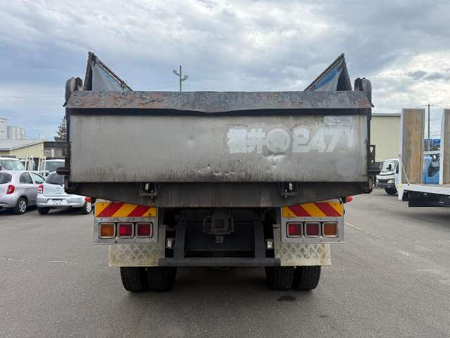 Hino Profia 7