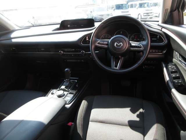 Mazda CX-30 3