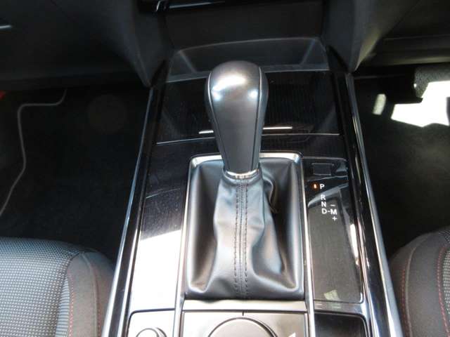 Mazda CX-30 8