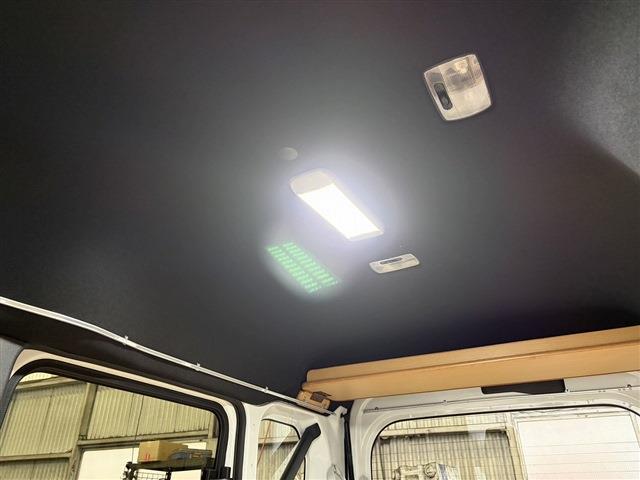 Honda N-VAN 12