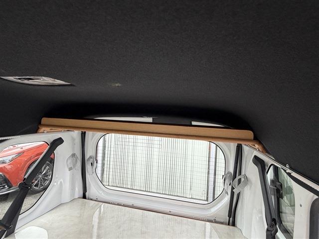 Honda N-VAN 8
