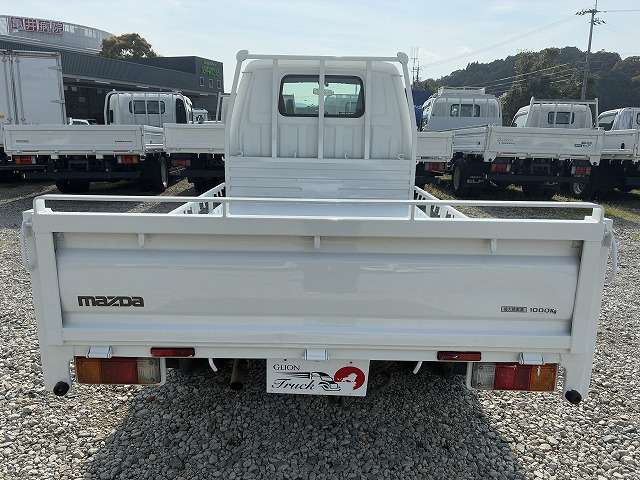 Mazda Bongo Truck 7