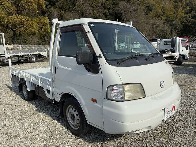 Mazda Bongo Truck 10