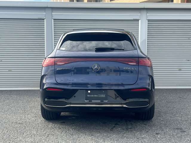 Mercedes-Benz EQE SUV 8