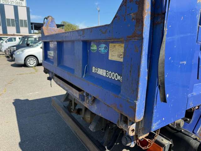 Mitsubishi Fuso Canter 11