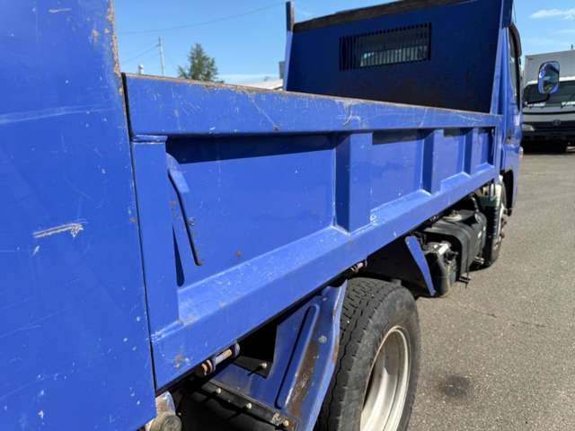Mitsubishi Fuso Canter 12