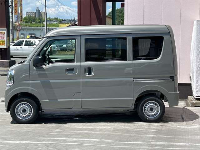 Suzuki Every 8