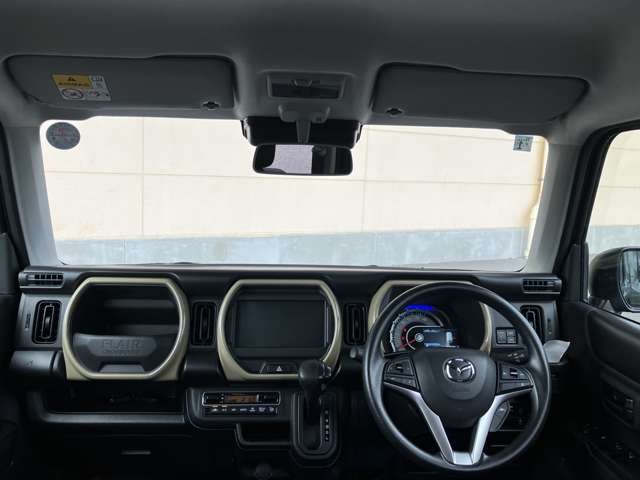 Mazda Flair Crossover 3