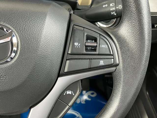 Mazda Flair Crossover 7