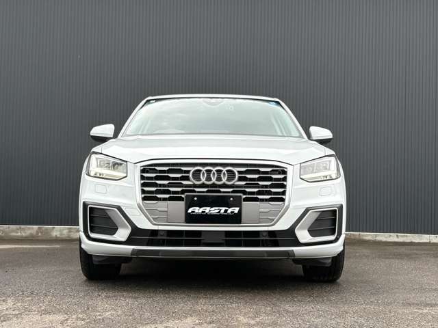 Audi Q2 9