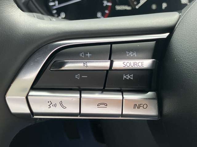 Mazda MX-30 7
