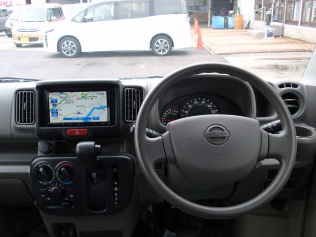 Nissan NV100 Clipper 3