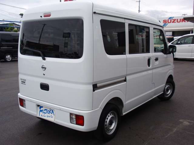 Nissan NV100 Clipper 4