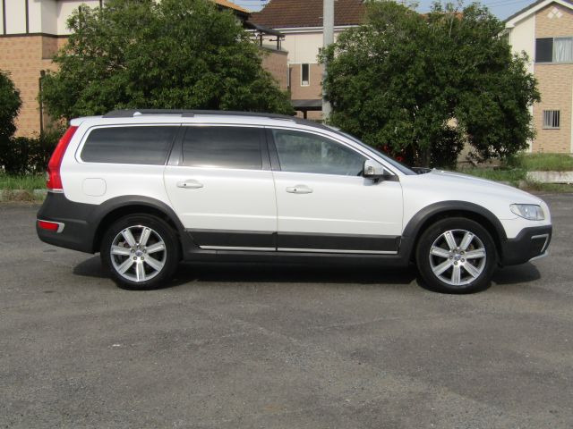Volvo XC70 7