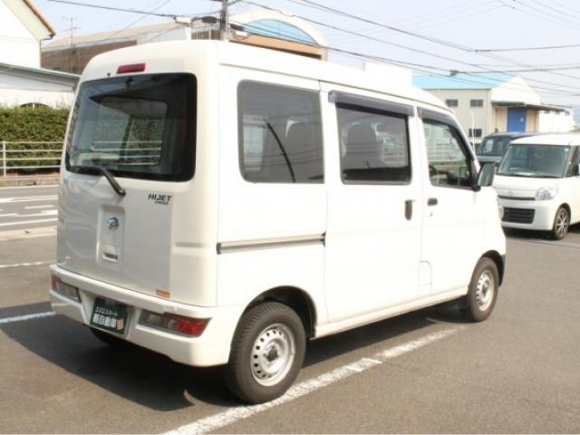 Daihatsu Hijet Cargo 3